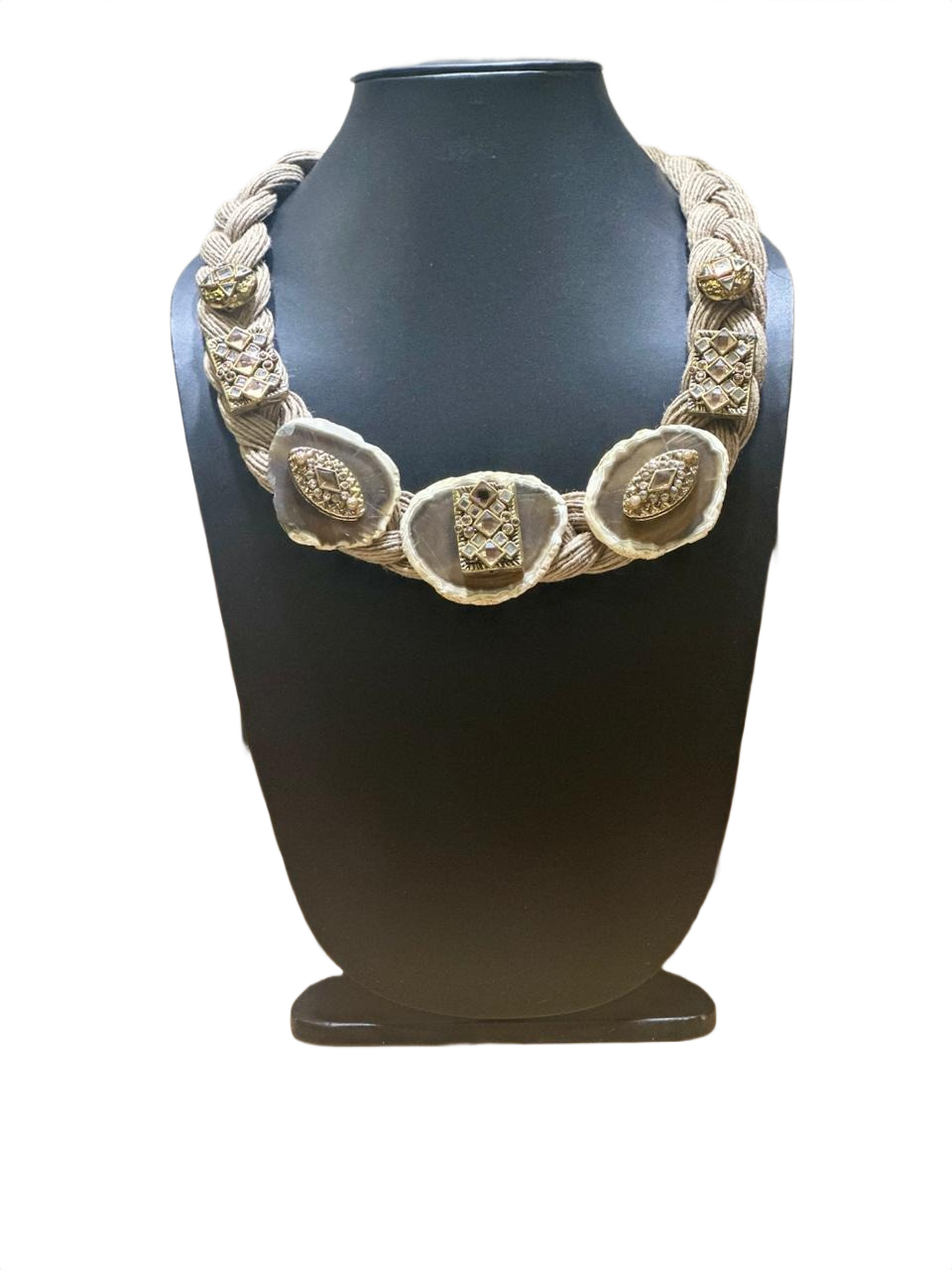 Handcrafted Cotton Statement Necklace for Women – Kundan & Shell Fusion Jewellery